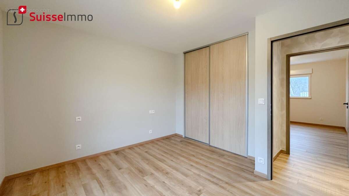 Maison à VOUJEAUCOURT