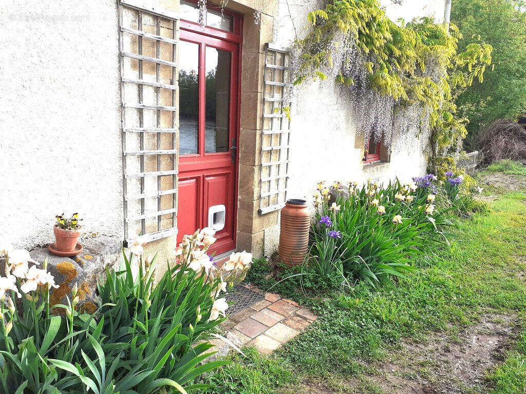 DOOR - Maison à ASNIERES-SUR-BLOUR