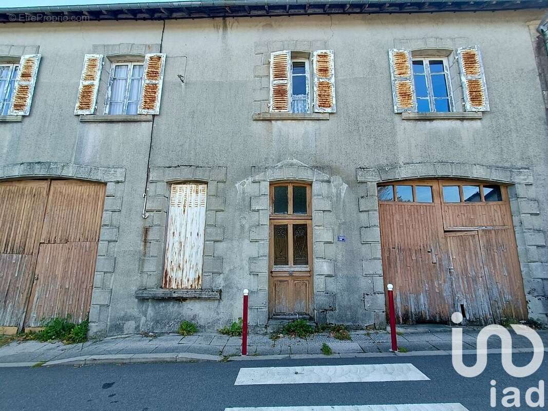 Photo 2 - Maison à BUGEAT