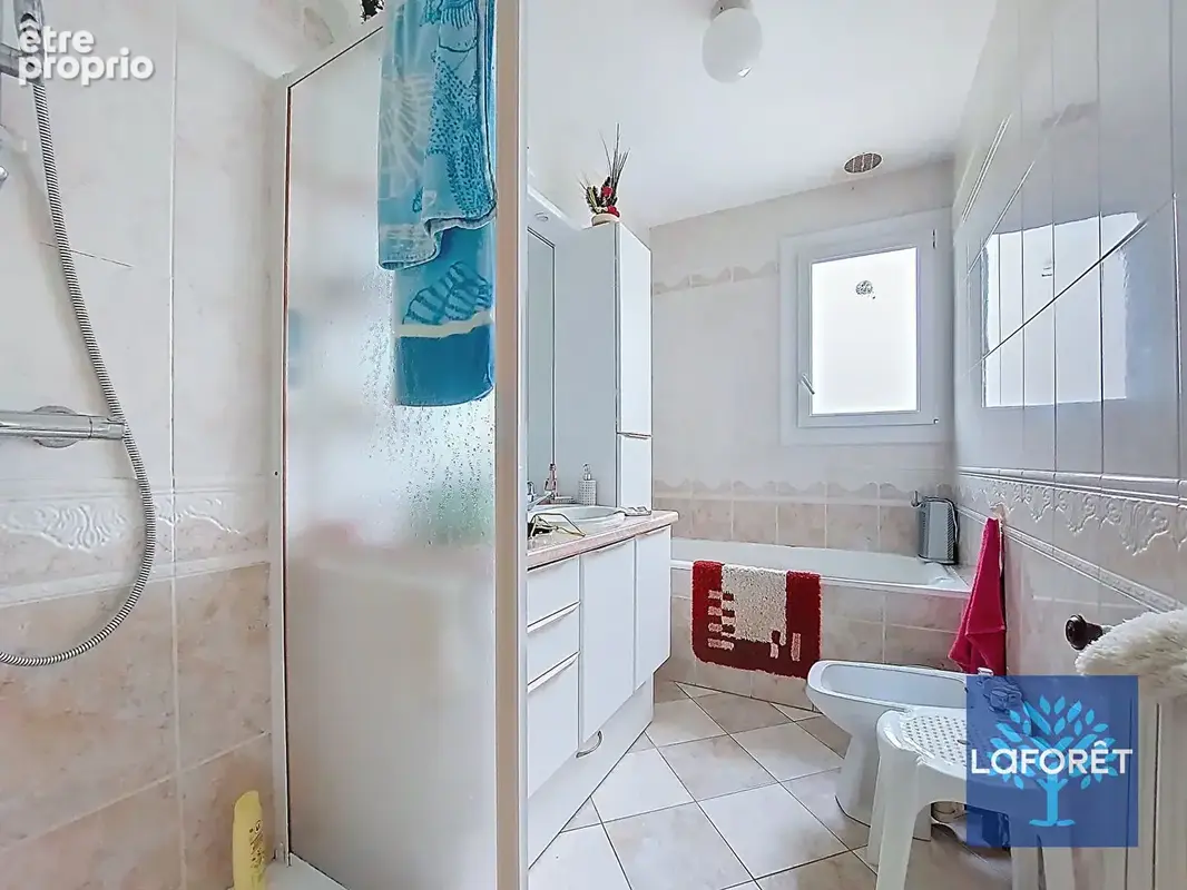 Maison familiale sur sous-sol complet  Proche de toutes les commodités - photo 6