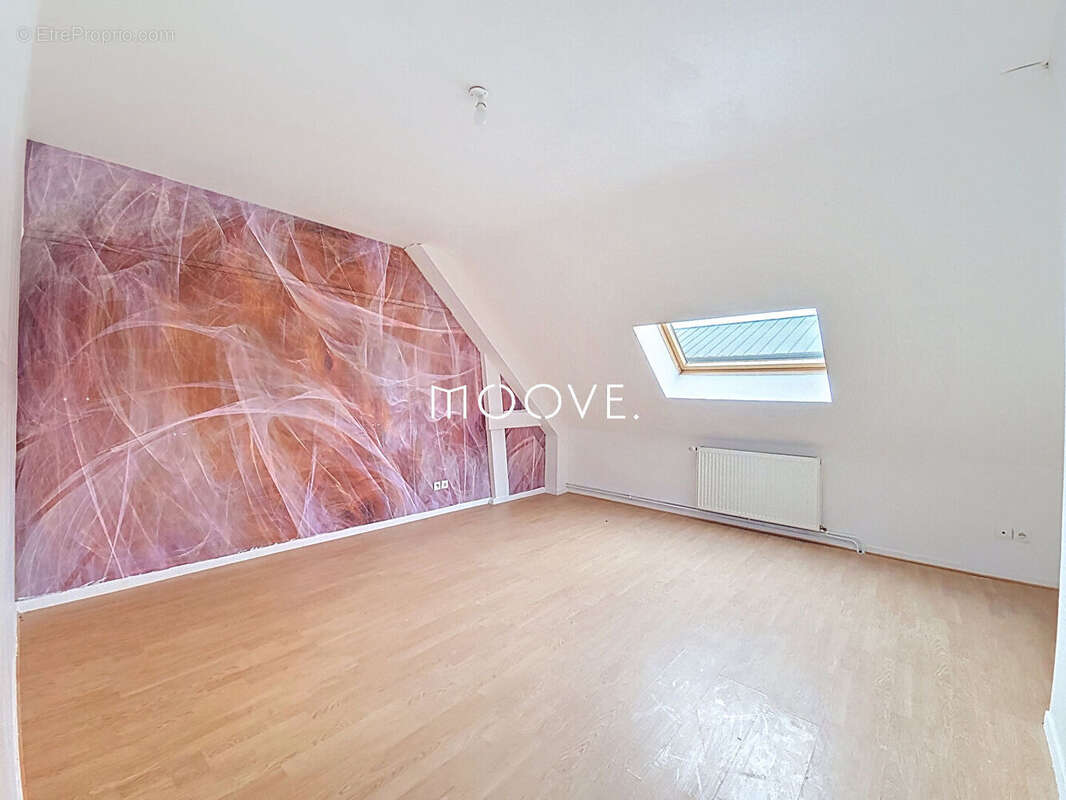 Maison à SAINT-ETIENNE-DU-ROUVRAY