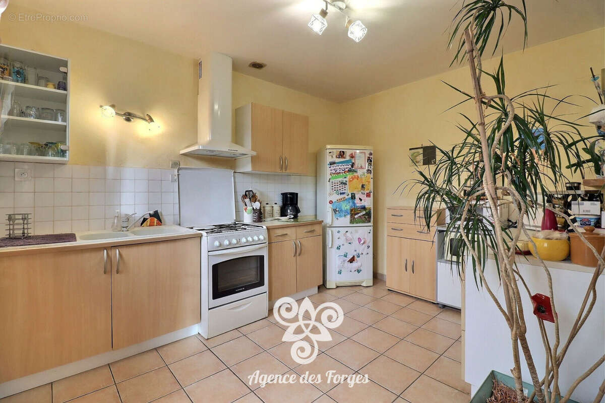 Maison à MONTREVAULT