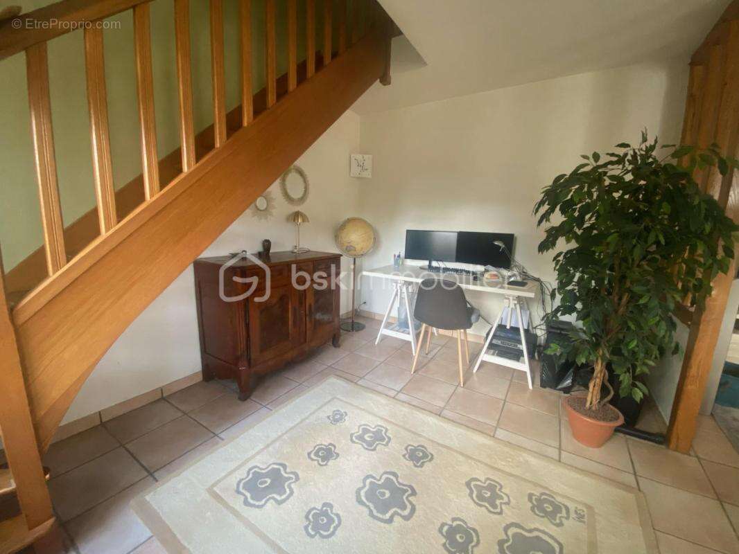 Maison à MAROLLES-EN-HUREPOIX