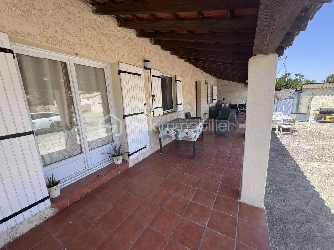Maison à LAPALUD