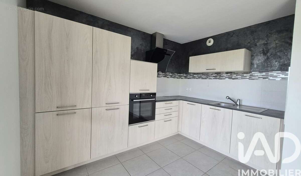Photo 5 - Appartement à ANDREZIEUX-BOUTHEON