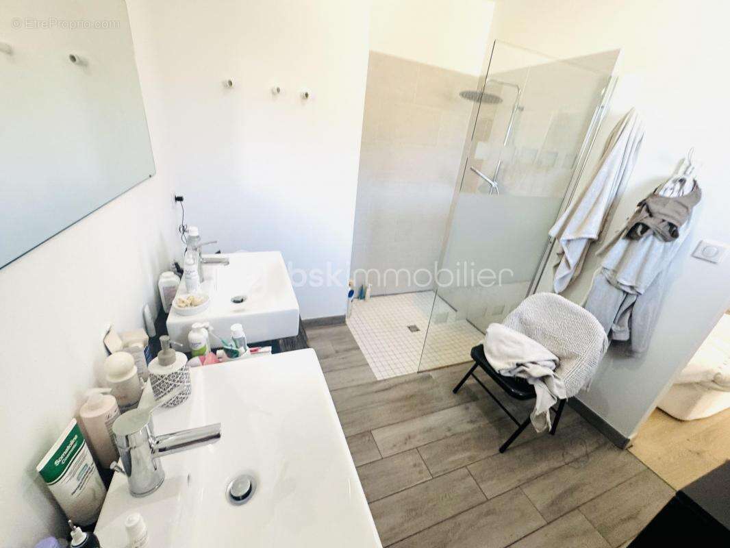 Maison à LIGNAN-SUR-ORB