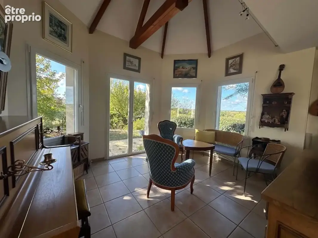 Maison familiale avec vie de plain pied 164m² - photo 3