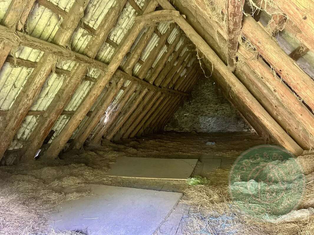 Maison à CAMPAN