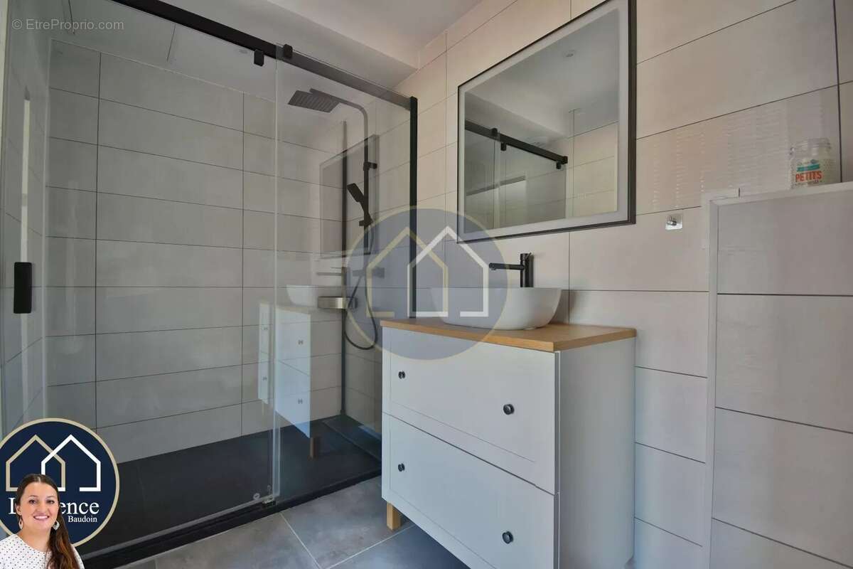 Maison à TREMBLAY-LES-VILLAGES