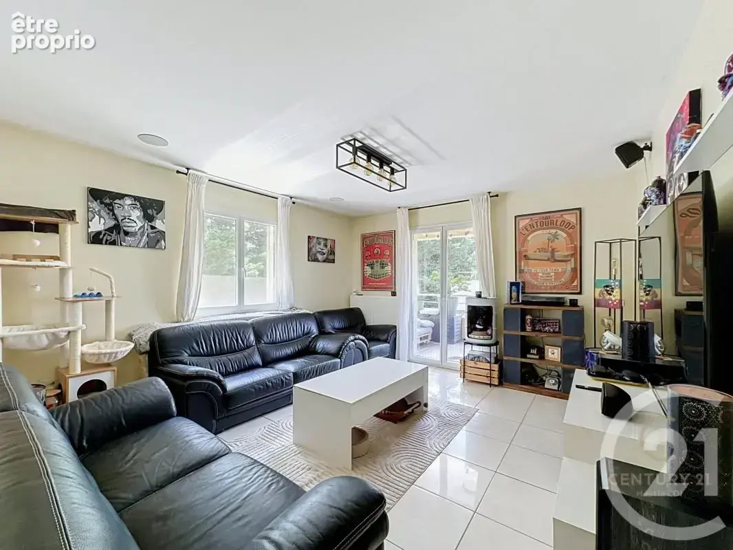 Appartement 87 m² à Vernaison  - photo 2