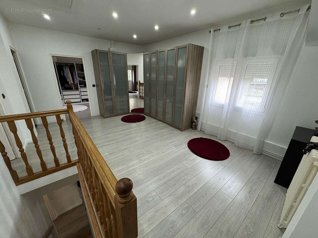 Maison à NOISY-LE-SEC