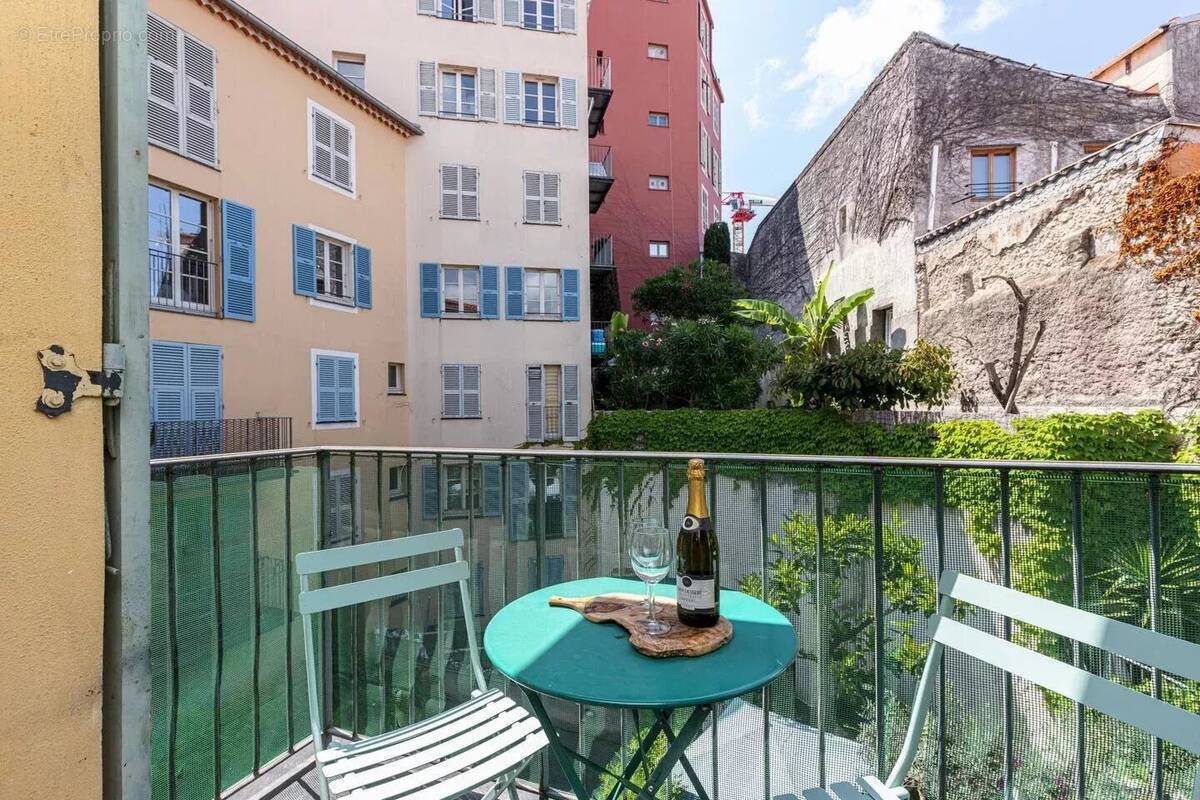 Appartement à NICE