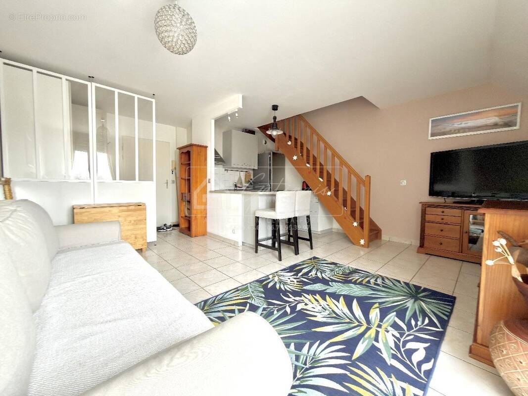 Appartement à MILLY-LA-FORET