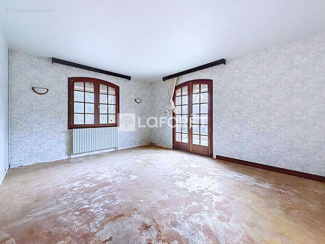 Maison à NOGENT-LE-PHAYE