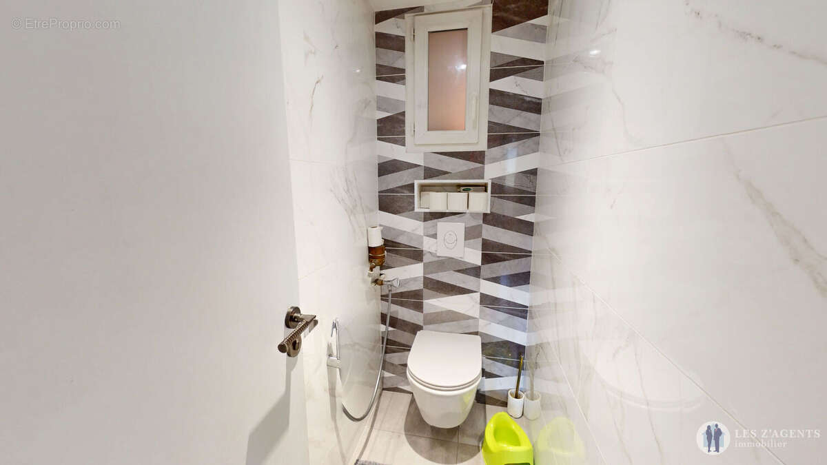 Appartement à SAINT-MARTIN-D'HERES