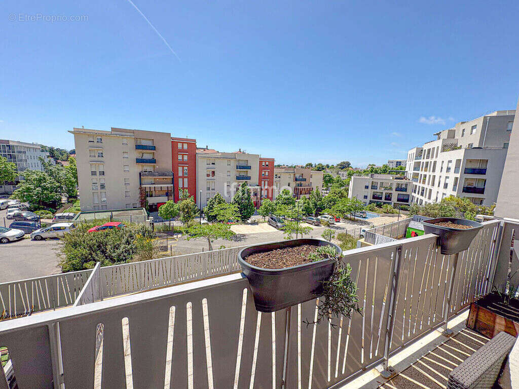 Appartement à MARSEILLE-14E