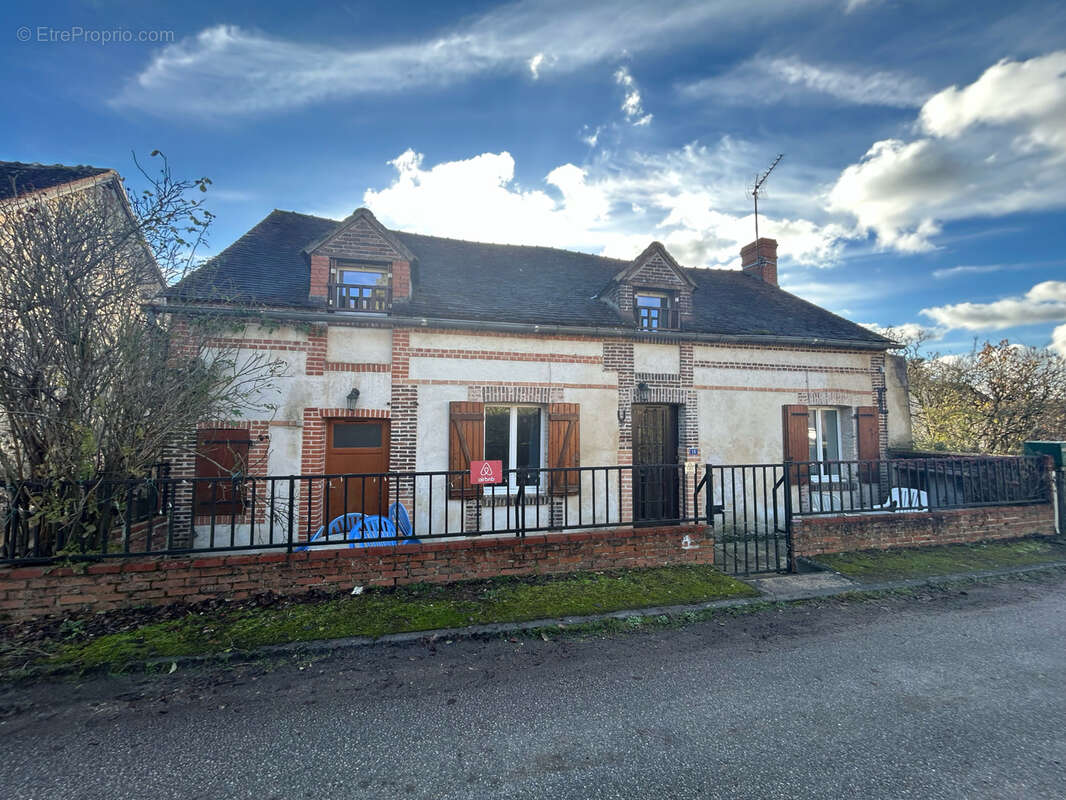 Maison à LA POTERIE-AU-PERCHE