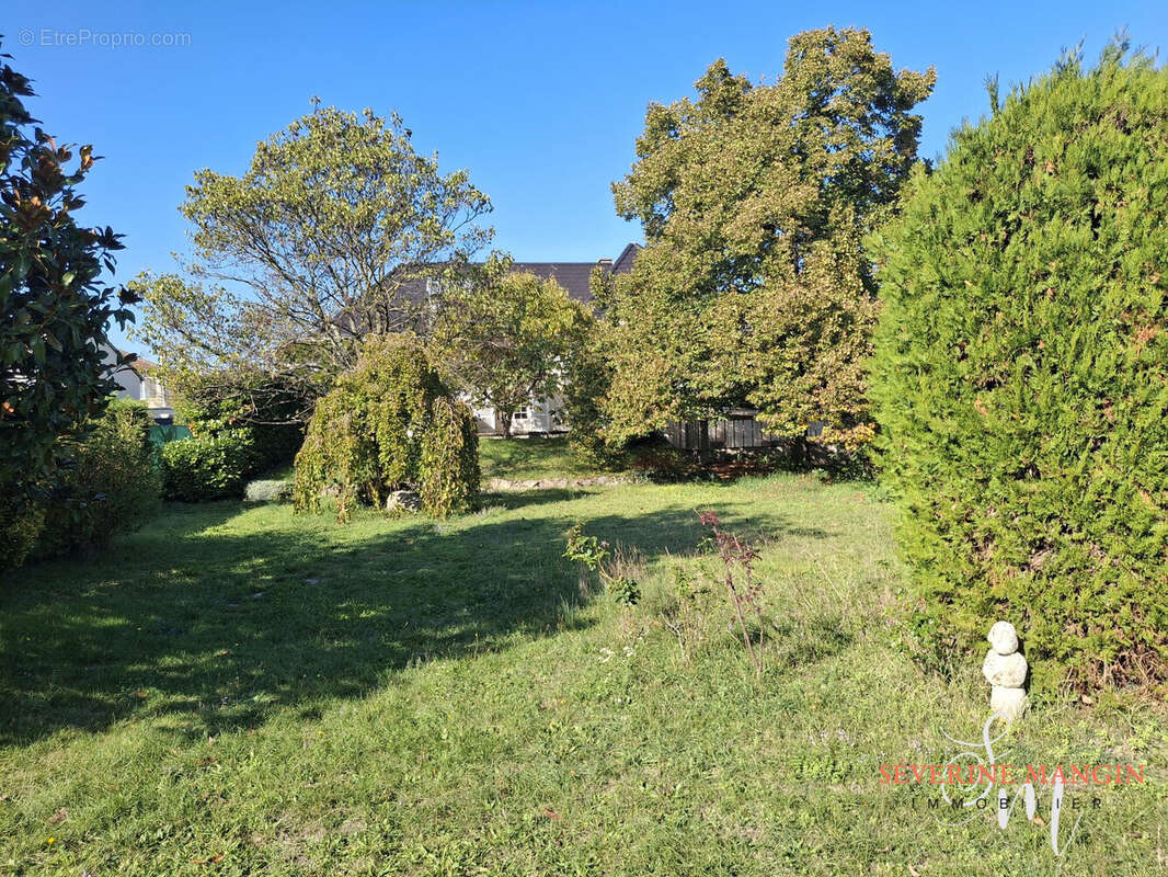 Maison à ROMANS-SUR-ISERE