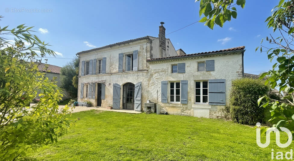 Photo 1 - Maison à BERCLOUX