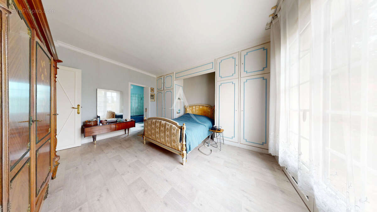 Maison à CREVECOEUR-EN-BRIE