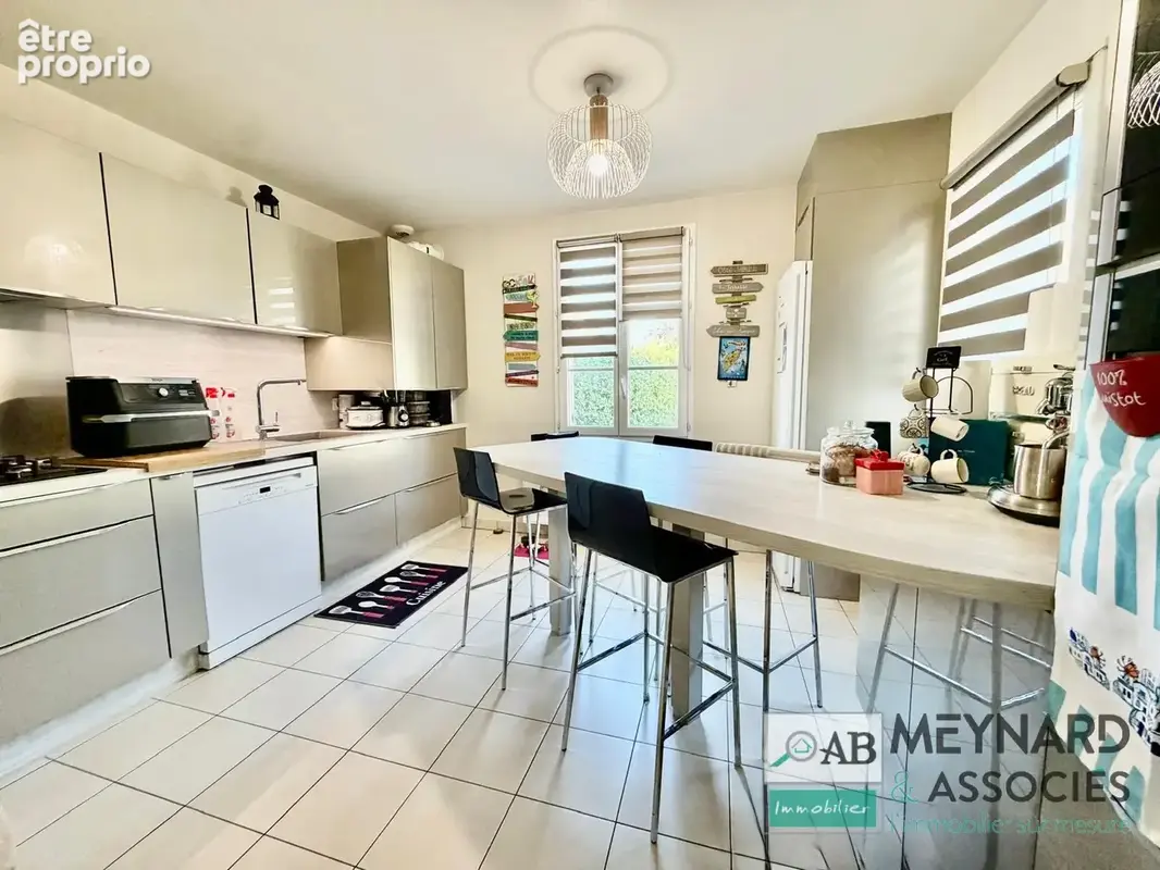 A vendre MAGNY LE HONGRE secteur recherché , maison de 133.06 M2 sur terrain 182 M2 - photo 6