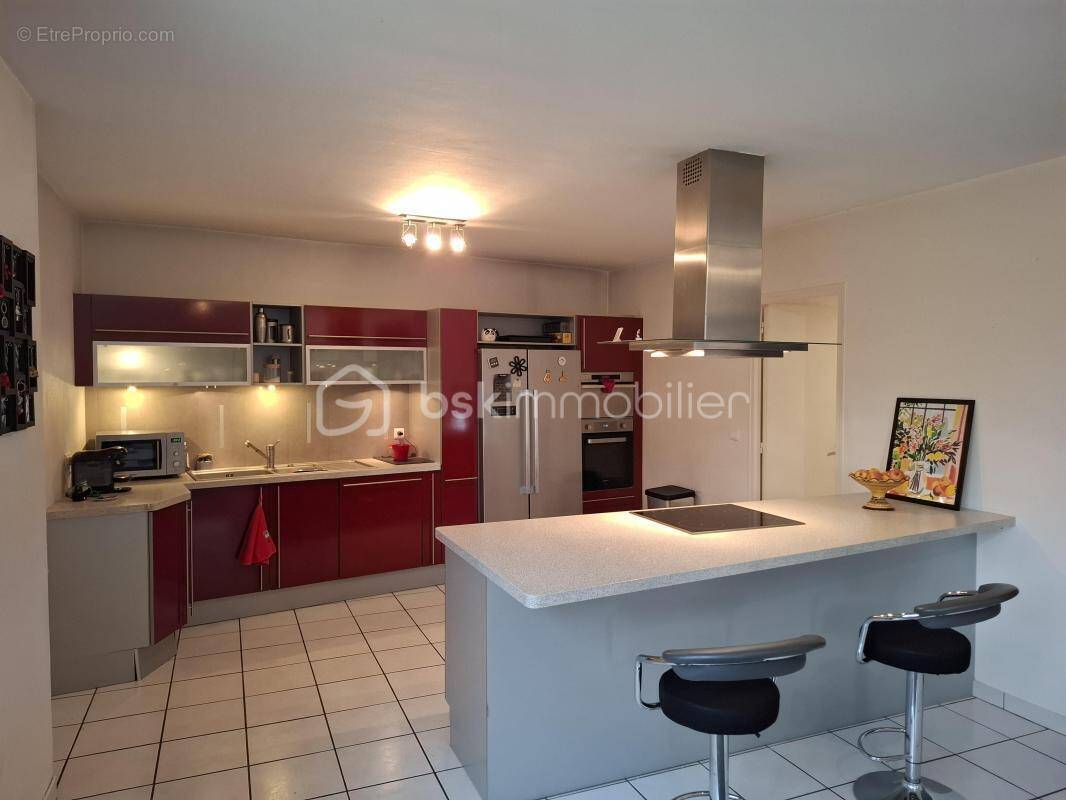Appartement à AUVERNAUX