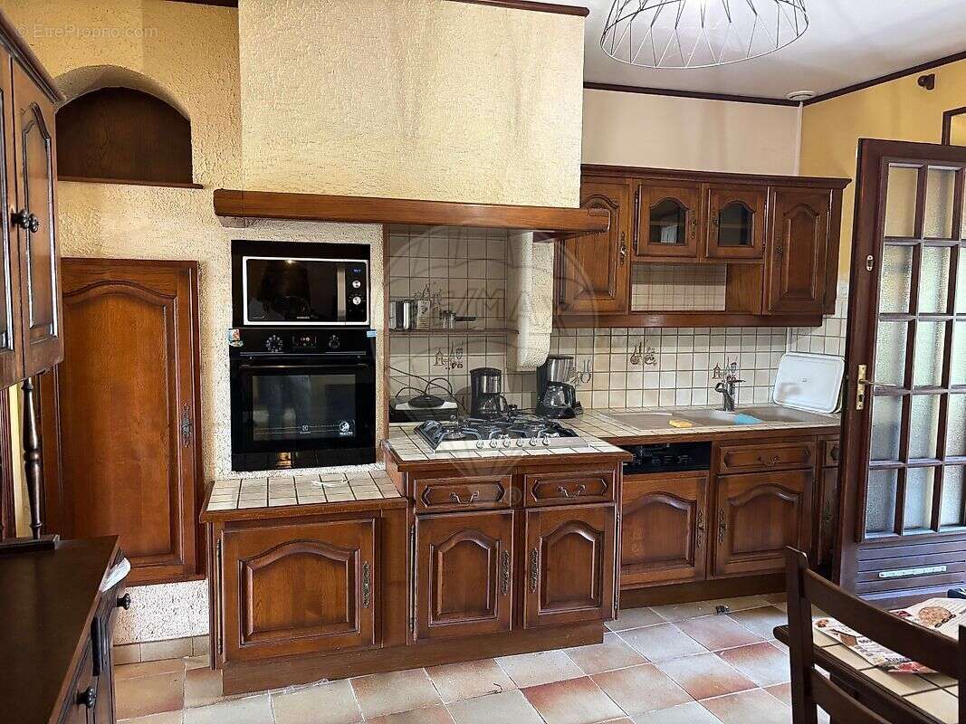 Maison à SAINT-GERMAIN-LAVAL