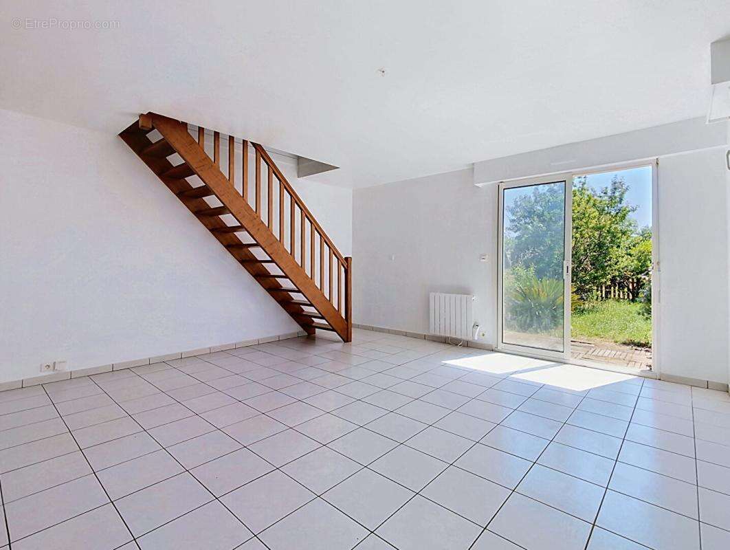Maison à LA TURBALLE