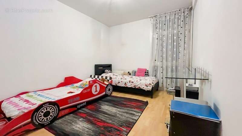 Appartement à LYON-8E