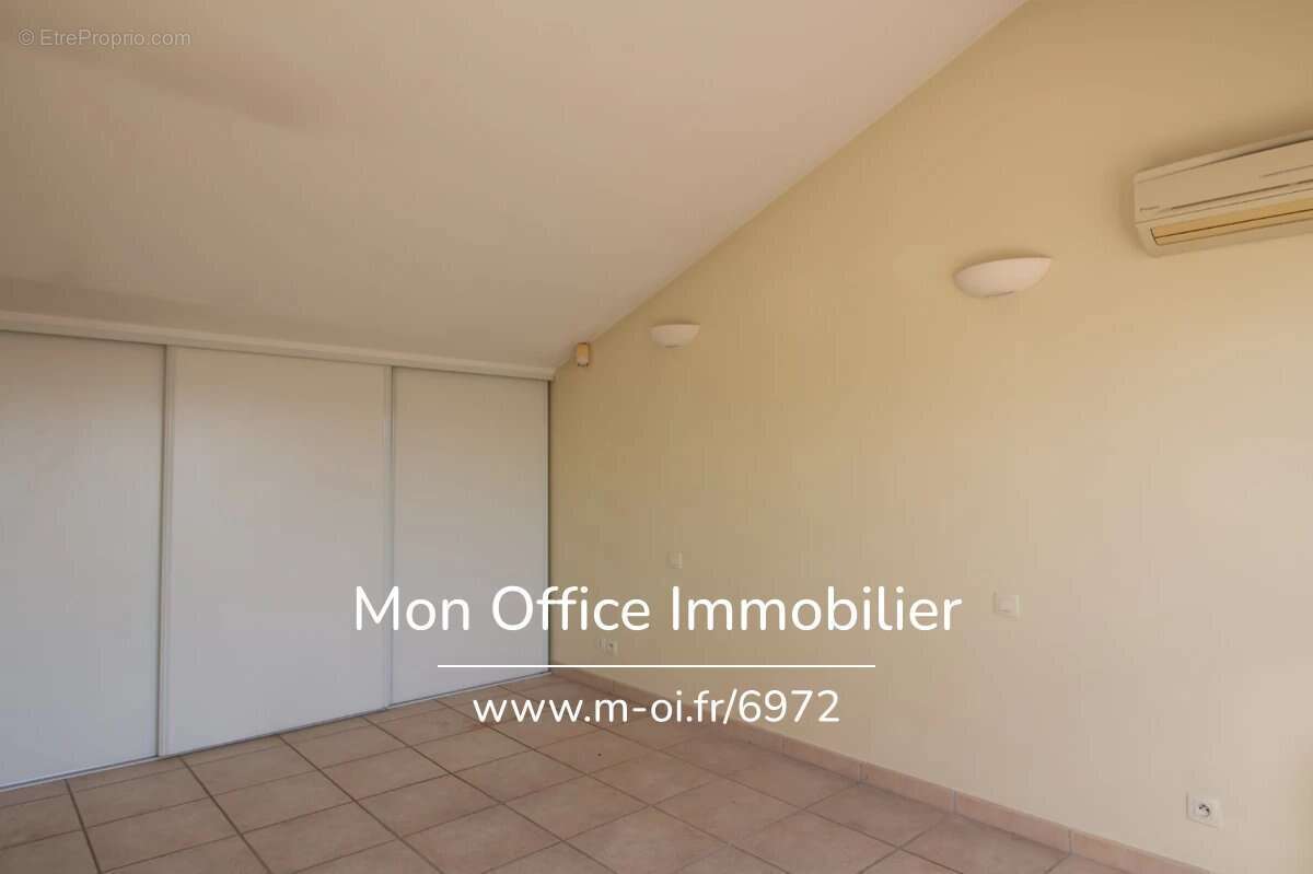 Appartement à MARSEILLE-11E