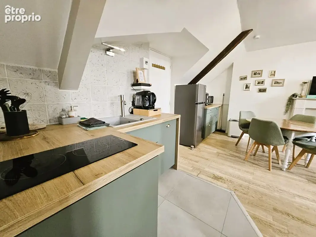 DINAN / Appartement  T2 de charme au coeur de la cité médiévale avec vue degagée - photo 4