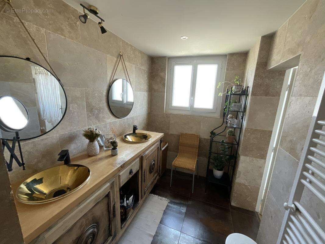 Maison à ARCIZAC-ADOUR