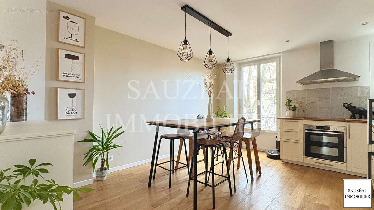 Appartement à MONTROUGE