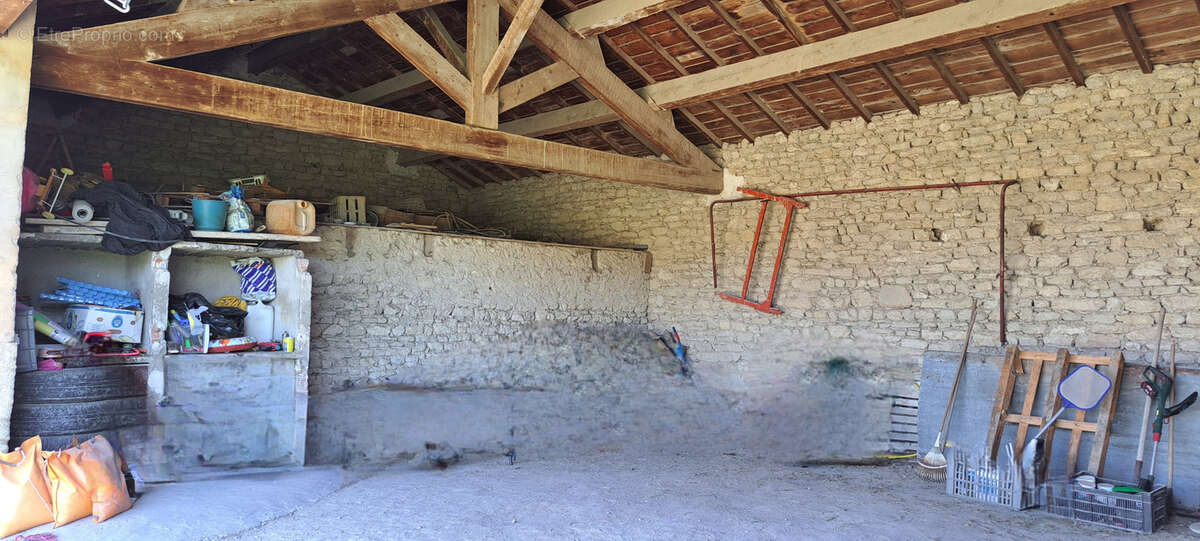 Mas a restaurer village de lagnes - photo 5