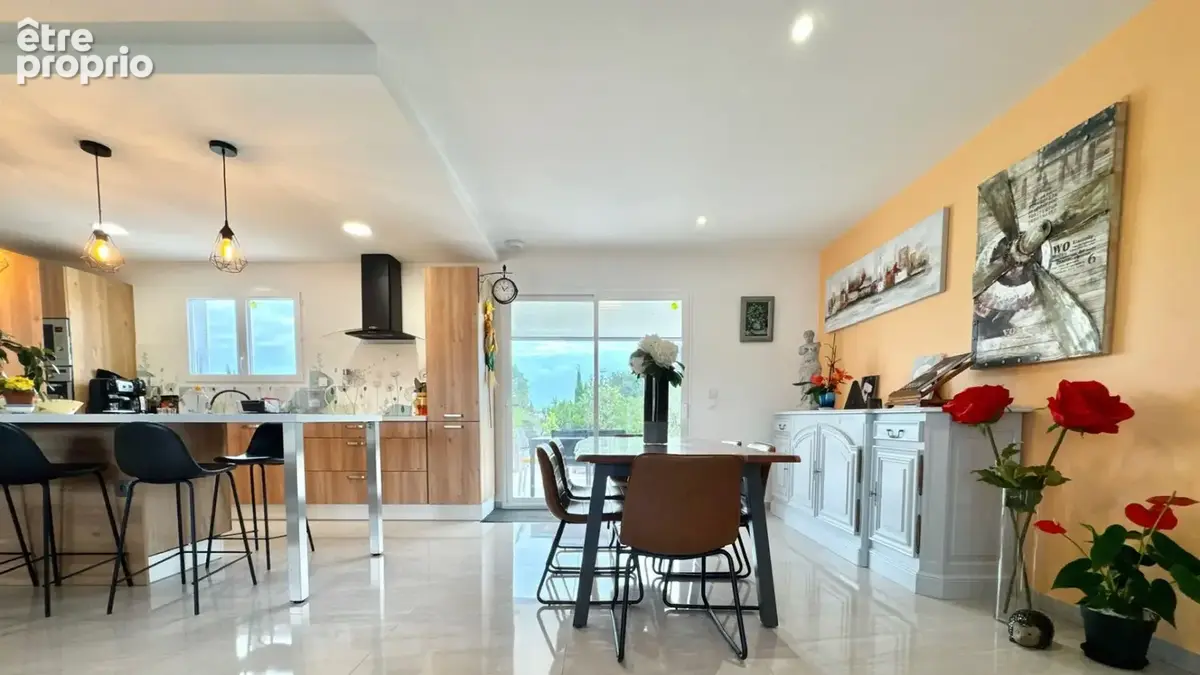 Villeneuve-sur-Lot maison contemporaine de 115 m²  avec piscine  sur un terrain de 800 m². Venez découvrir cette villa contempor - photo 4