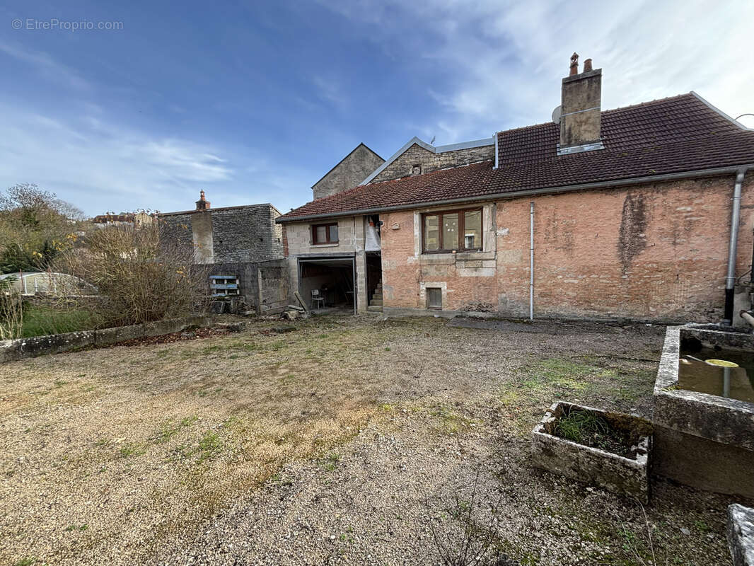Maison à AIGNAY-LE-DUC