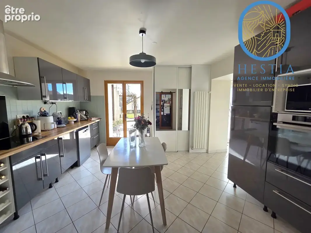 Maison 150 m2 et T2 indépendant 46m2 - photo 9