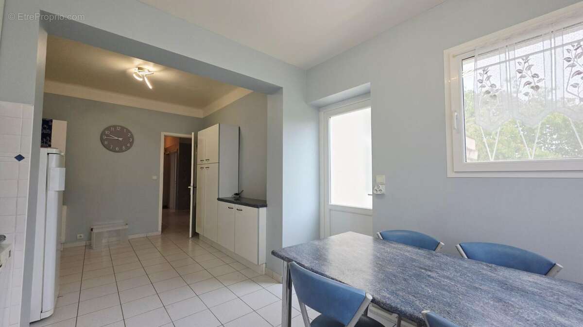 Maison à MEHUN-SUR-YEVRE