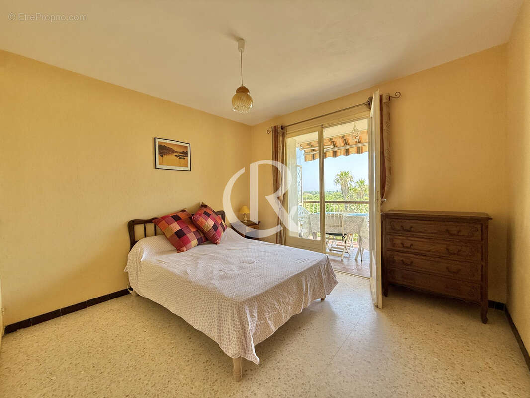 Appartement à HYERES