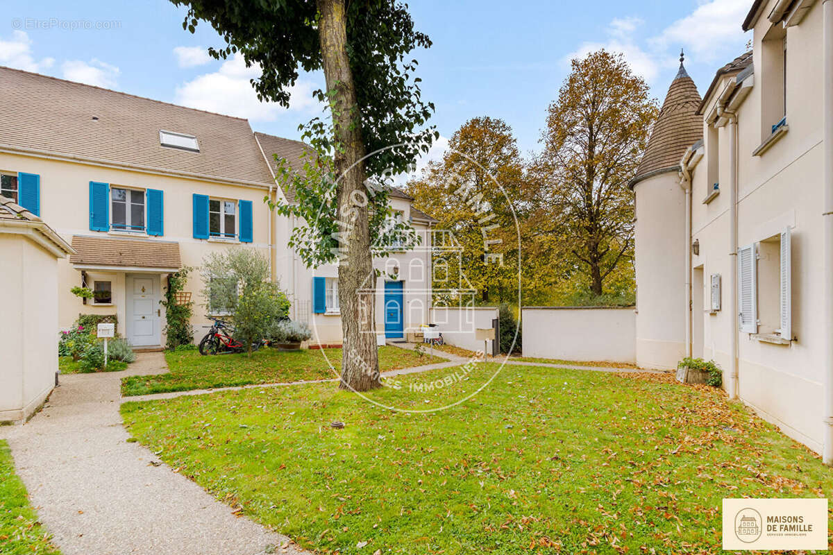 Maison à NOISY-LE-ROI