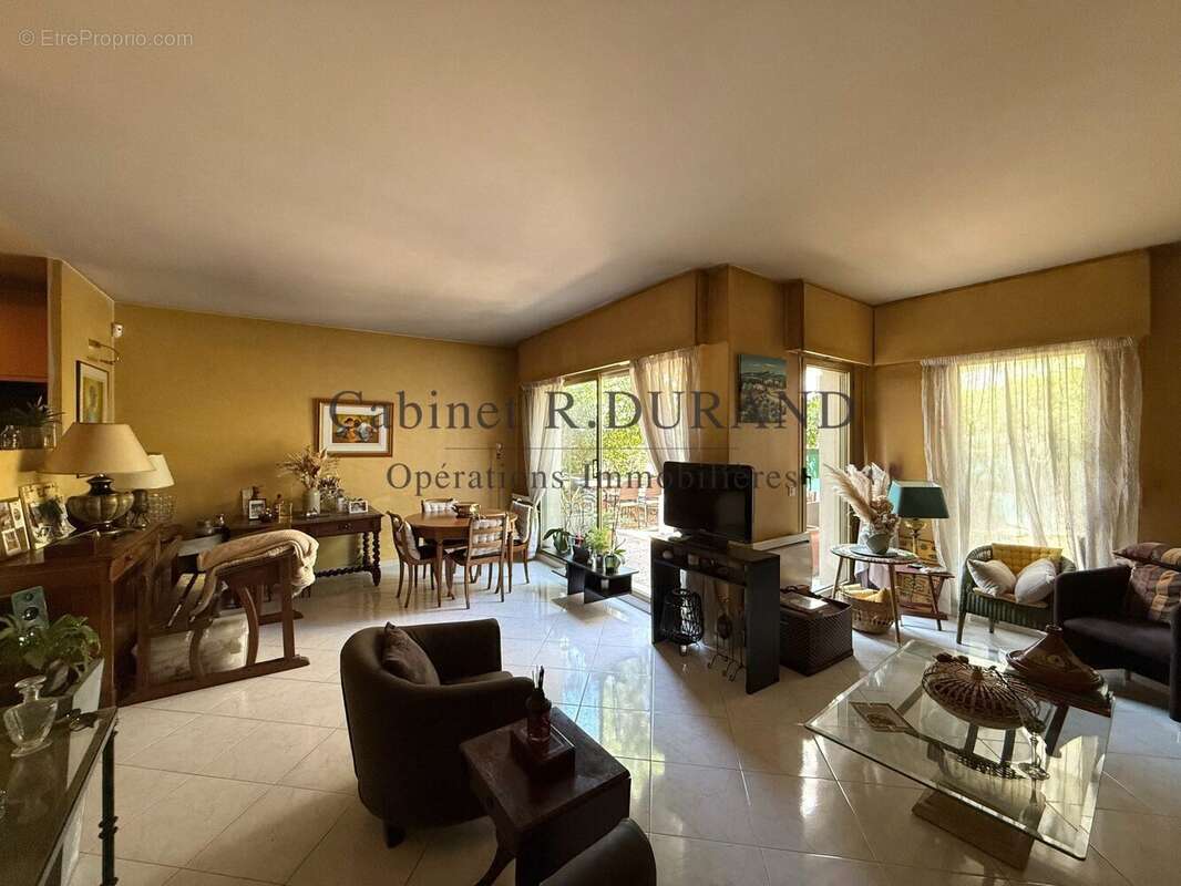 Appartement 117 m² à La Garenne-Colombes  - photo 3