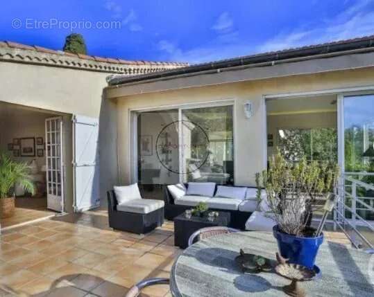 Maison 187 m² à Nice  - photo 2