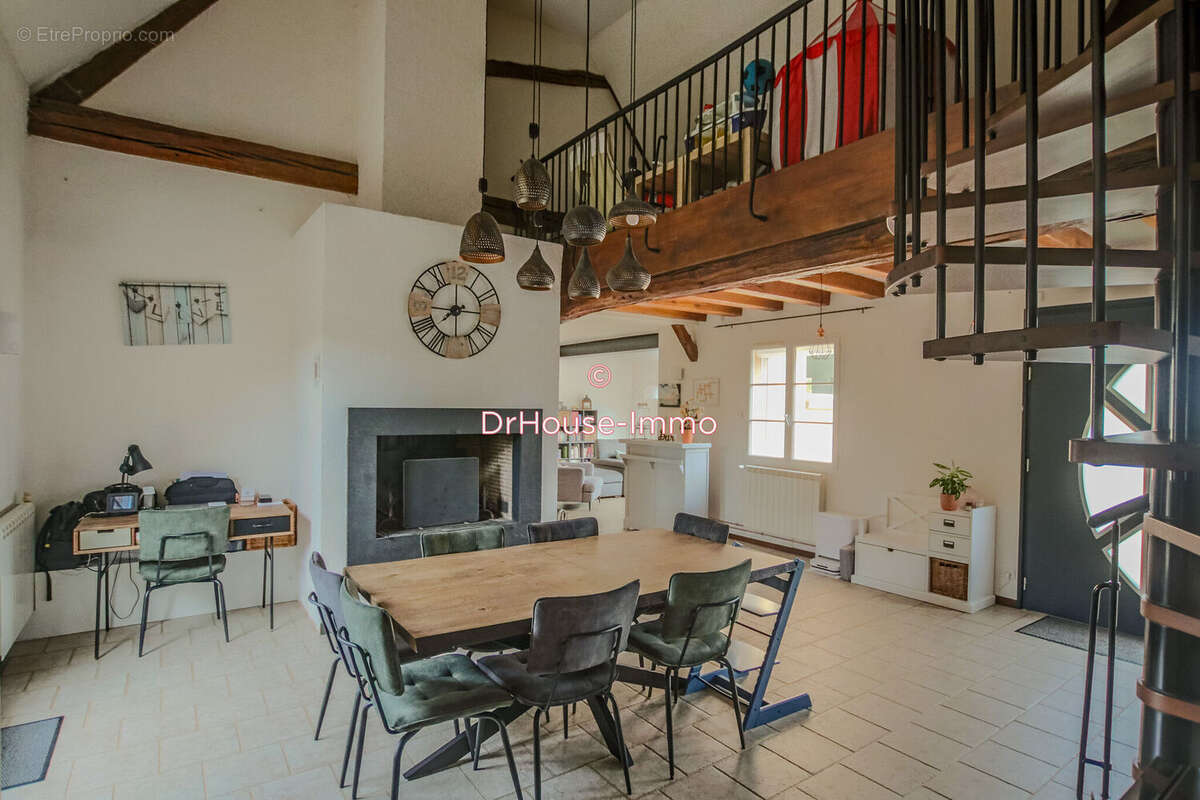 Maison à COURVILLE-SUR-EURE