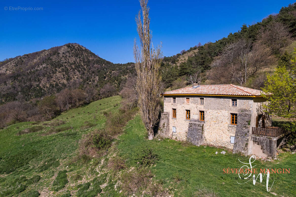 Maison à BARBIERES