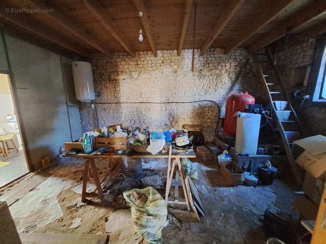Appartement 152 m² à Condeon  - photo 181