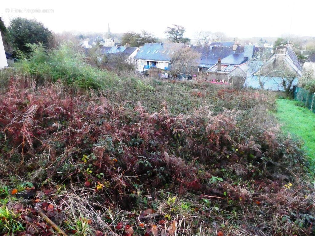 Terrain à PONTIVY