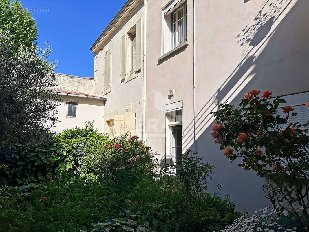 Maison à CHATEAURENARD