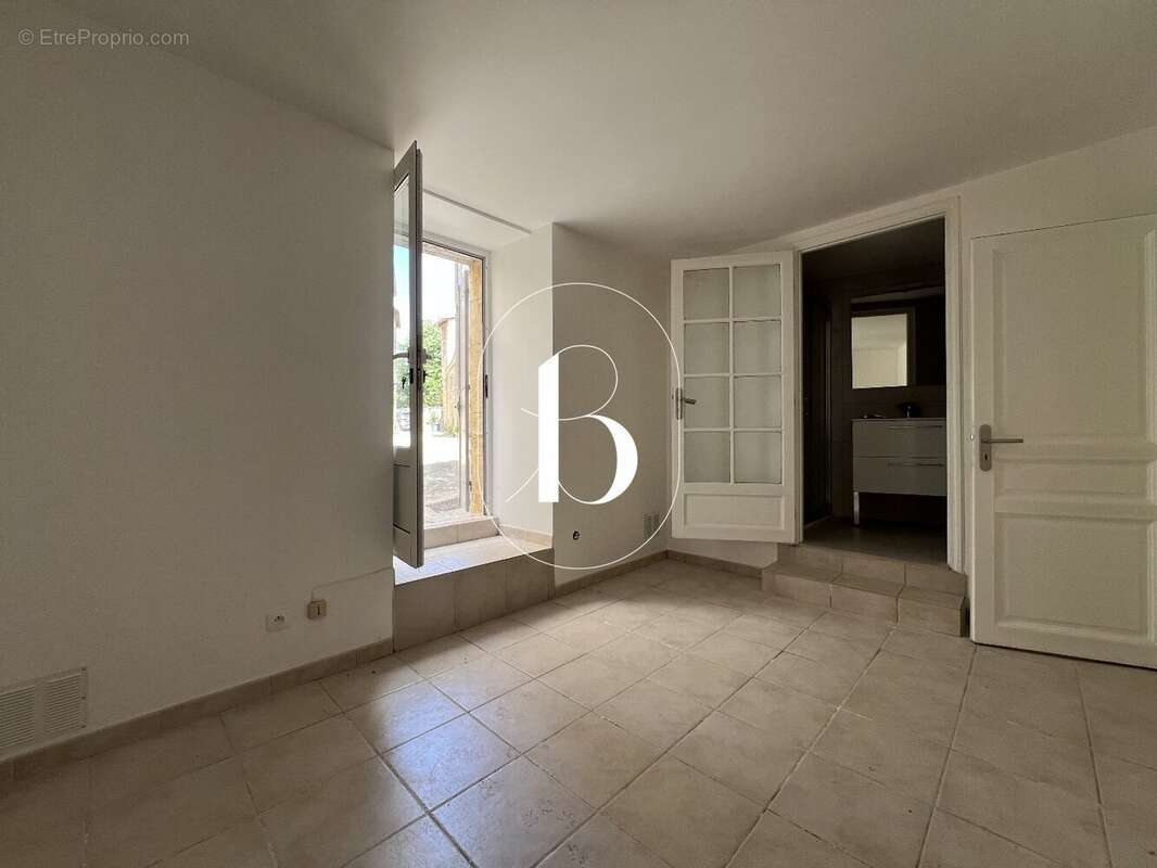 Appartement à VAGNAS