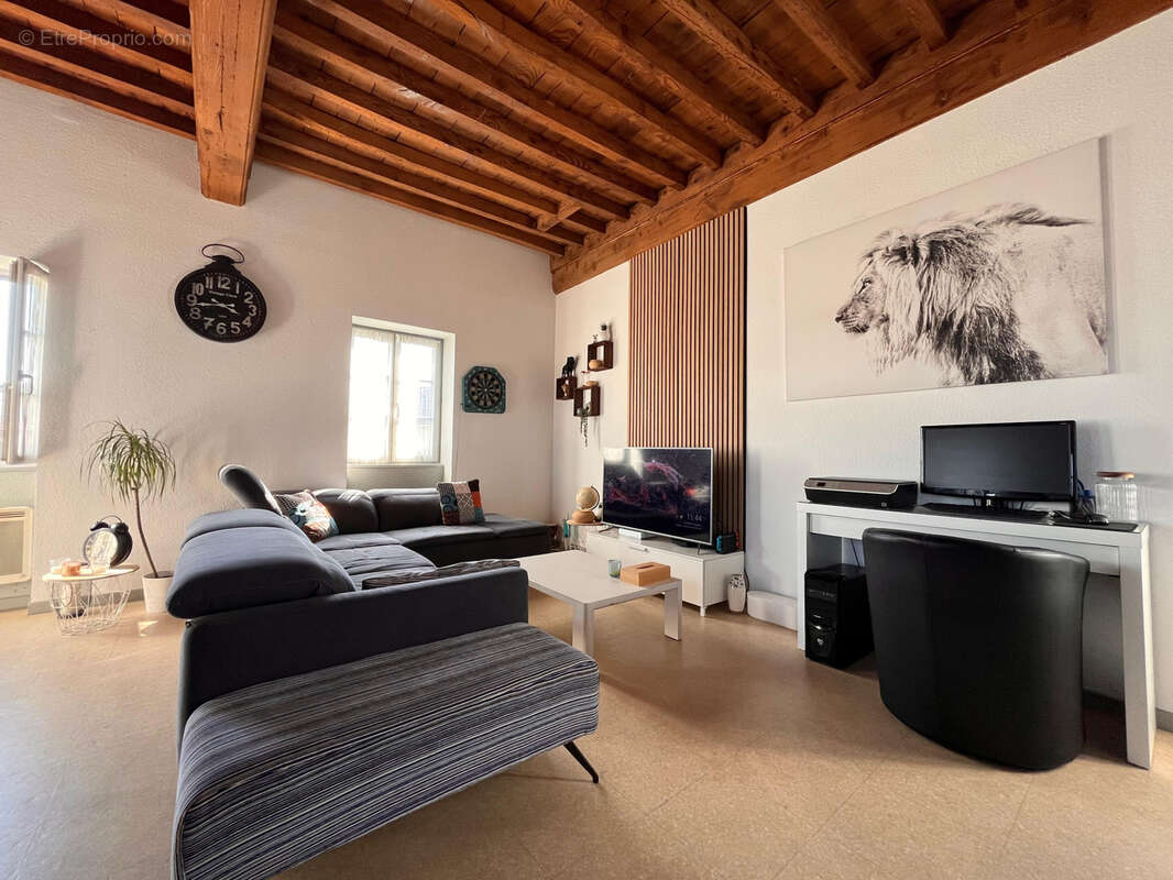 Appartement à JASSANS-RIOTTIER