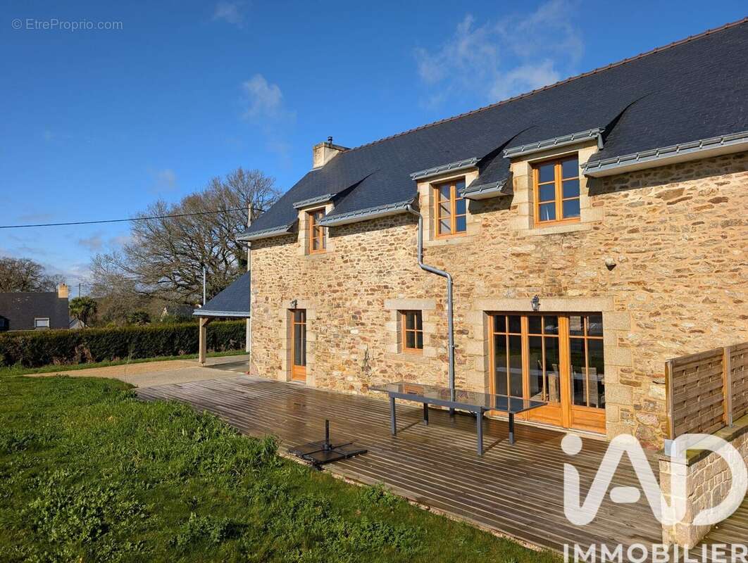 Photo 2 - Maison à LANDEVANT